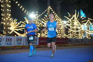 BIB: 1040, 2017, 42606
                            <button type="button" onclick="openModal(21553321)" class="btn btn-primary btn-sm float-right btn-popup" data-toggle="modal" data-target=".modal-high-quality">
                        <i class="fas fa-shopping-cart"></i> Add to Cart
                    </button>
                                            <button type="button" onclick="isThisMe(21553321, true)" class="btn btn-success btn-sm float-right btn-popup btn-isme hidden" data-toggle="tooltip" data-placement="bottom" title="นี่คือรูปของคุณใช่ไหม คลิกที่นี่เพื่อเอาเข้าอัลบั้ม">
                        <i class="fas fa-plus"></i> Add to album
                    </button>
                    <button type="button" onclick="isThisMe(21553321, false)" class="btn btn-warning btn-sm float-right btn-popup btn-isnotme hidden">
                        <i class="fas fa-ban"></i> Remove from album
                    </button>